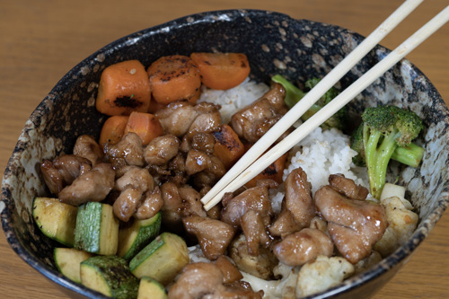 Torimeshi con verduras
